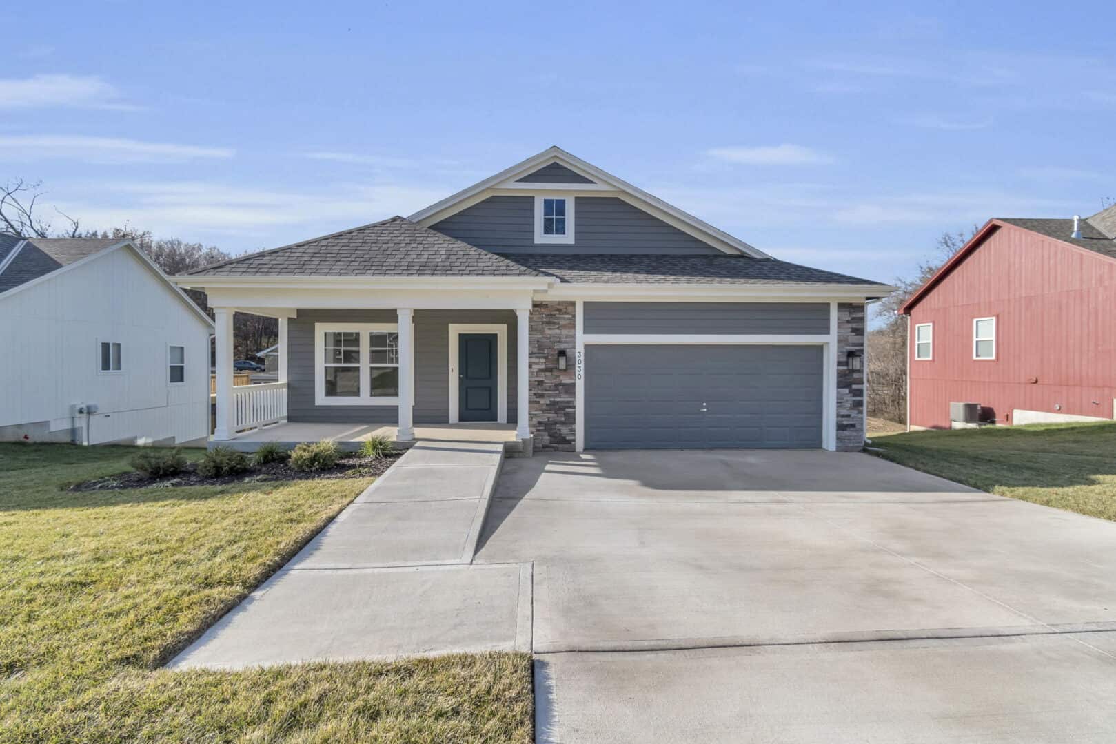 1-3030 N Getty St-100